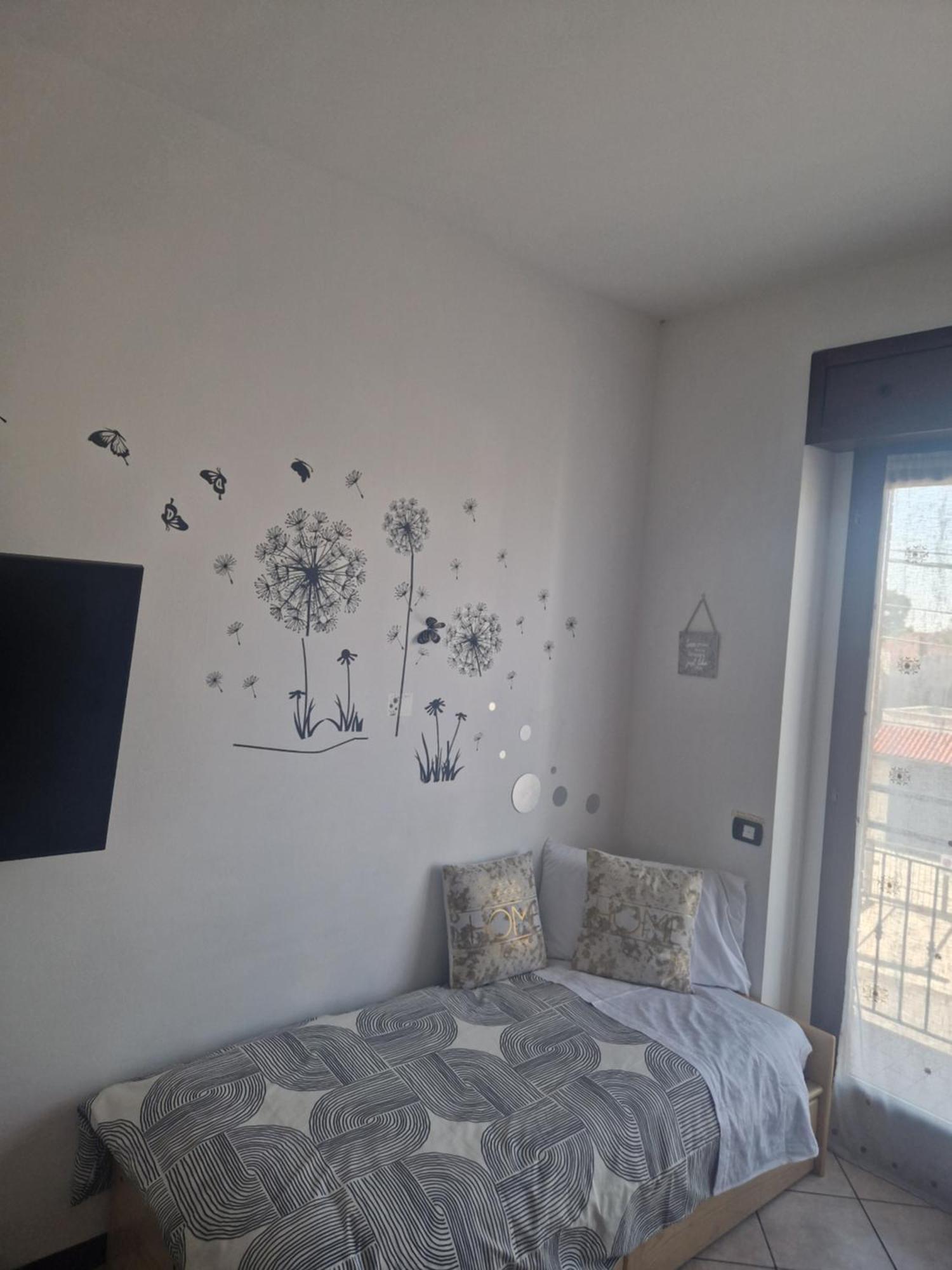 Iris Apartment Cislago Exterior foto